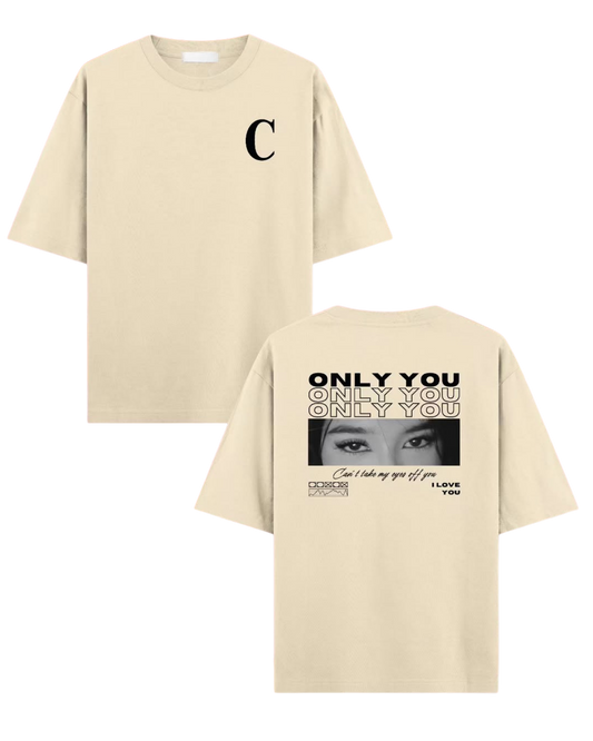 Camiseta Only You con inicial personalizada